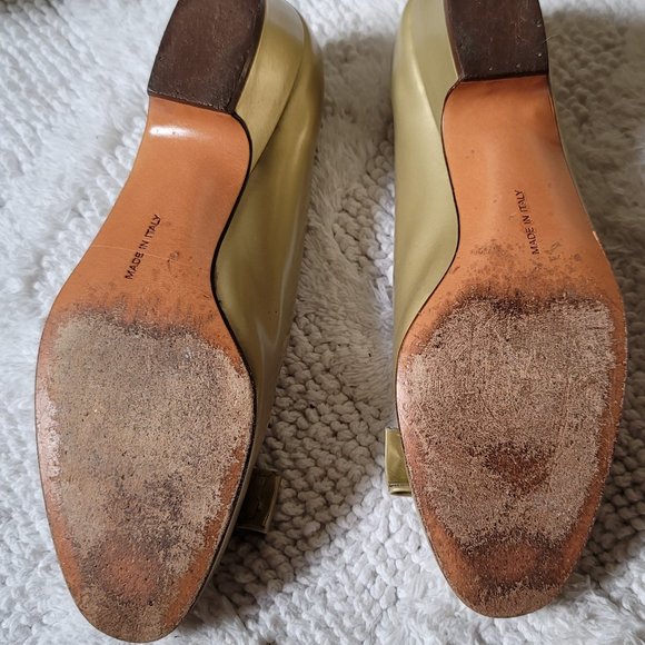 Salvatore Ferragamo Boutique Gold Vara Sz 6.5 B. SALE! Was $78 now $60 9/22/24 - Picture 8 of 8